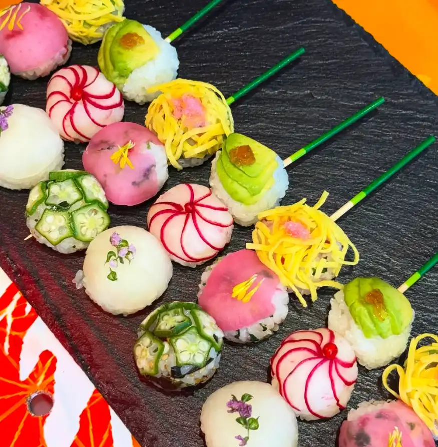 お肉や魚を使わない、野菜の手毬寿司串 Meat-Free Vegetable Temari Sushi Skewers
